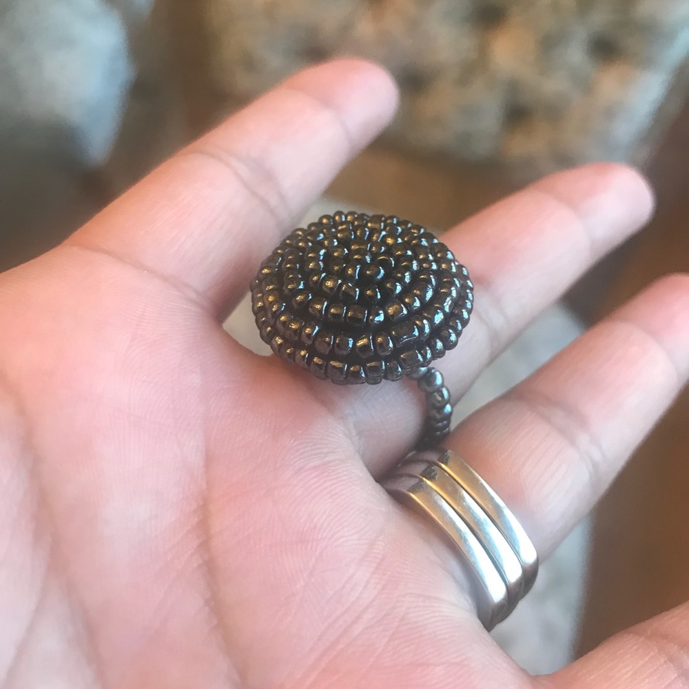 Stretchable Beaded Ring - Picture 4 of 5